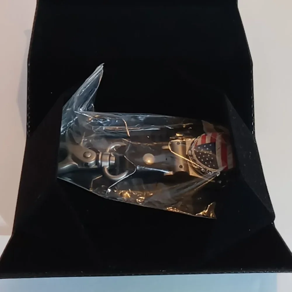 Patriotic clip on pocket watch